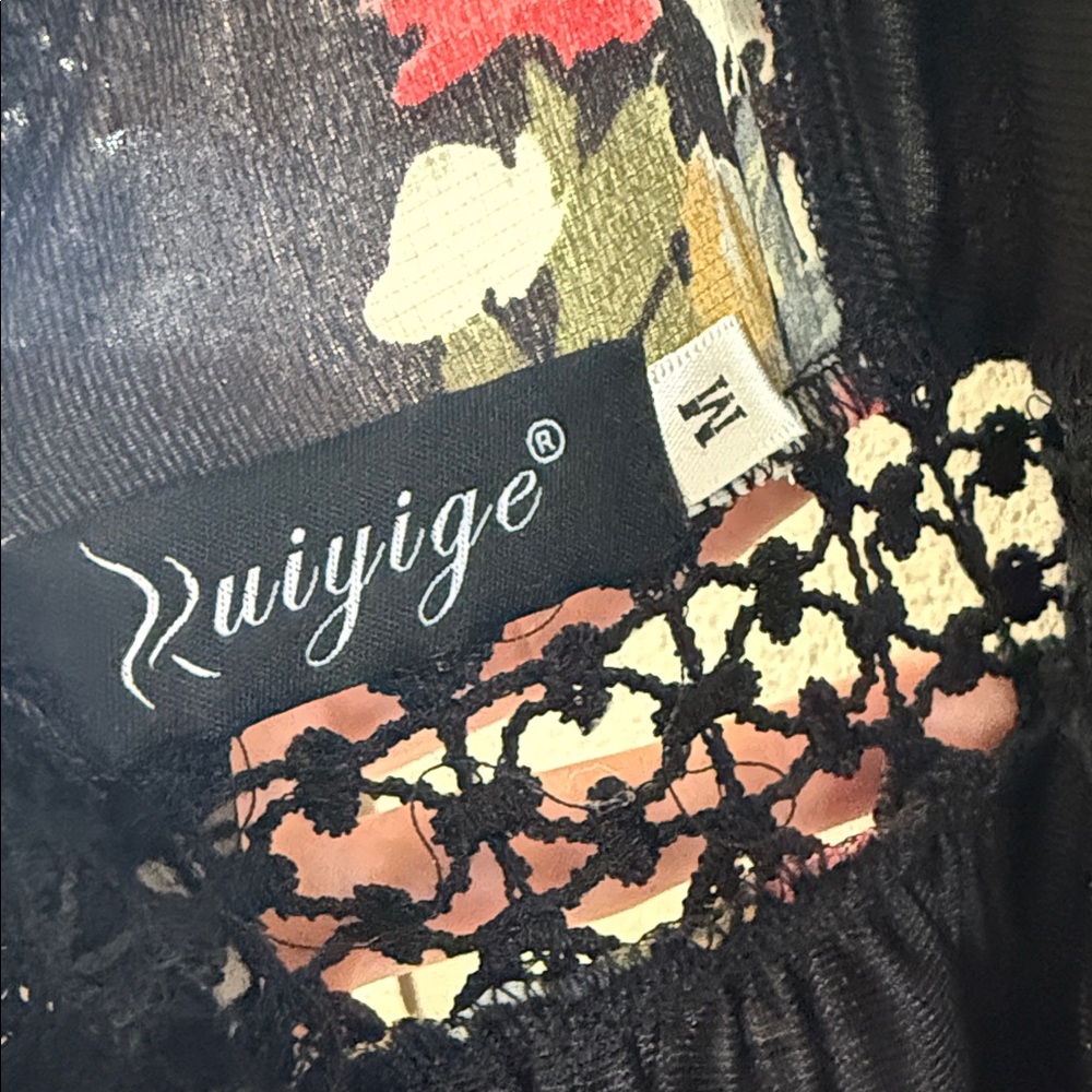 NWT Gorgeous Floral Black Maxi Dress Open Back Women Medium Lace Detail - Picture 14 of 17